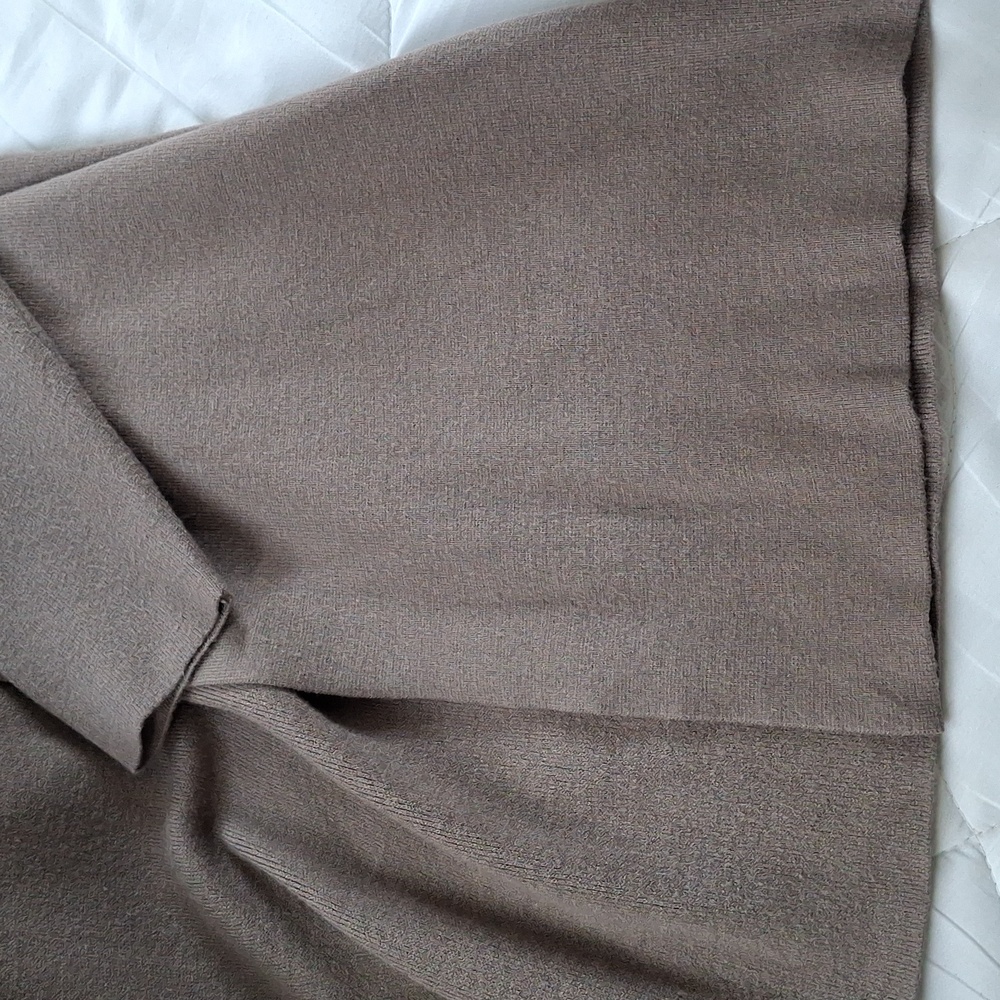 Express Super Soft Stretch Taupe Women Cardigan - Picture 6 of 7